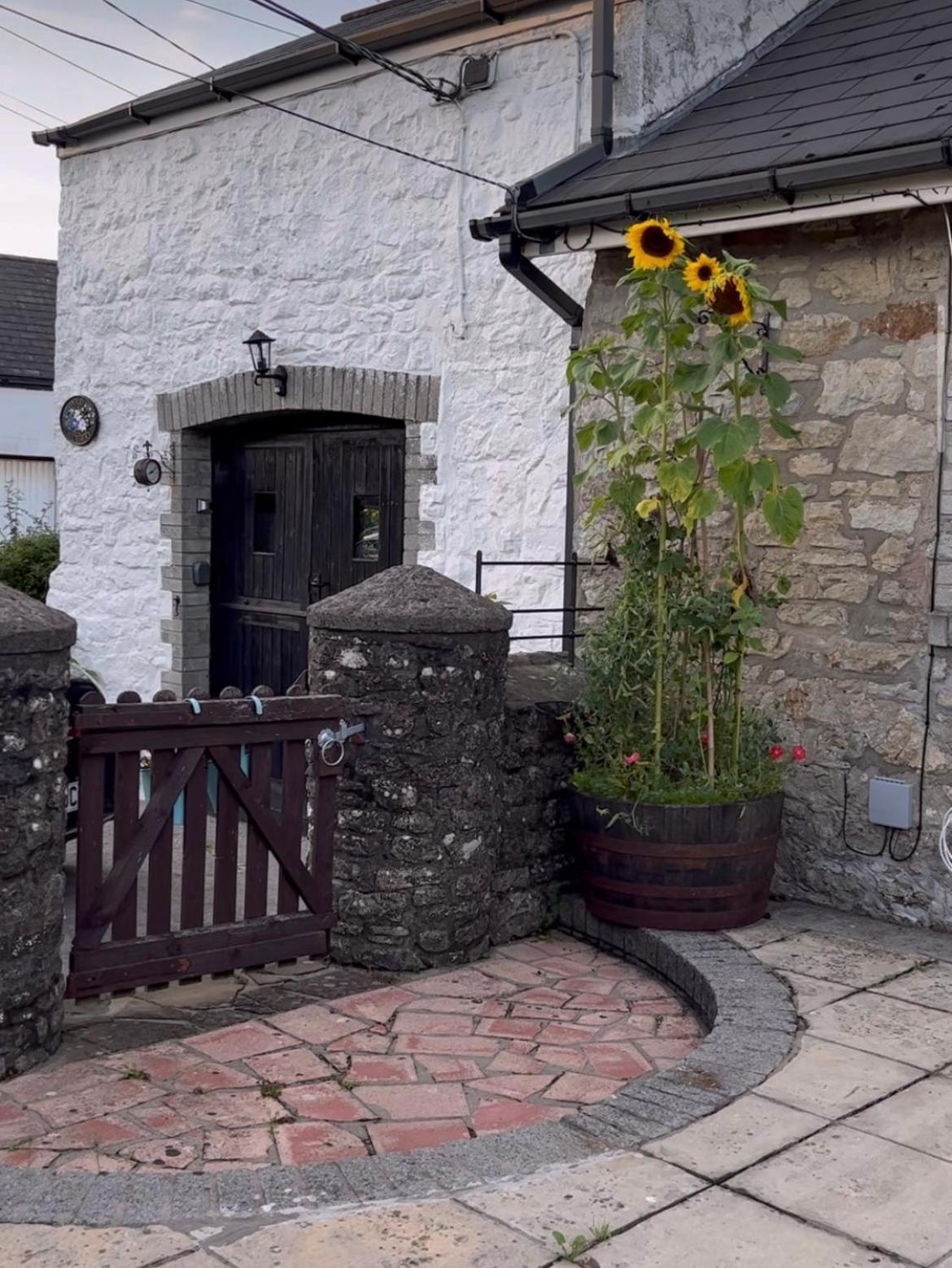 Old Nursery Coity Exterior foto